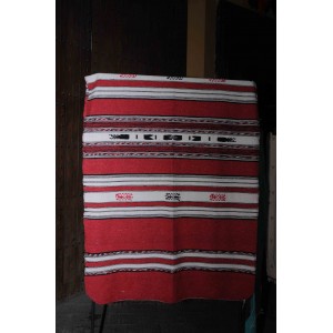 Tapis rayé traditionnel 