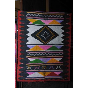 tapis traditionnel Décoré